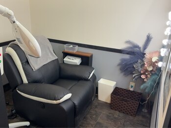 シロク(Siroku)の写真/初回¥1000◆+15分追加で合計45分¥2000に◎施術後から白さの実感が出来る！速効性があるので通う度キレイ♪