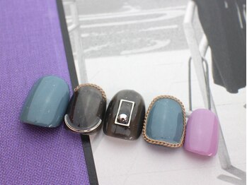 ネイルサロン ティディ(TIDY)/チェーンの囲みネイル