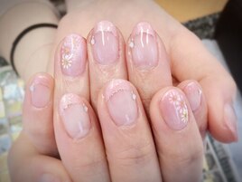 フラワーフレンチネイル