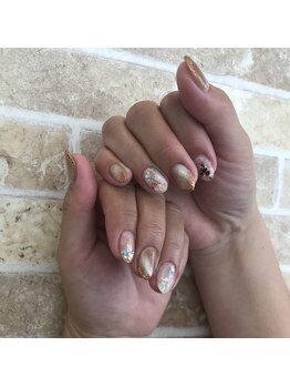 アイコニック ネイルアンドアイ 長久手店(ICONIQ nail&eye)/マグネットとニュアンス