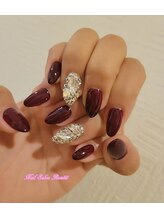 ローズ56(Rose56)/スワロ埋めつくしネイル