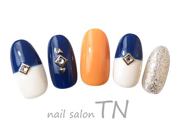 ティーエヌ 札幌駅アスティ45店/11月季節の定額5900円コ―ス