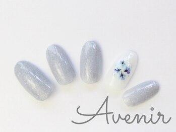 アヴィニール 表参道(Avenir)/押し花ネイル