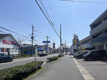 オヤム(oyam)/エクセレント鶴の2階へ♪