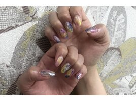 カラフルネイル
