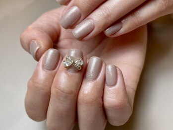 ラフィーナ(RAFFINA)/ワンカラー&ビジューパーツ