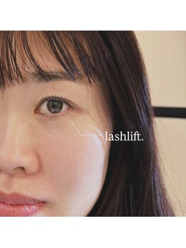 ペネロピ(Penelope)/ラッシュリフト