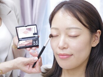 シキサイ 千葉船橋(SIKI-SAI)の写真/【肌をキレイに見せたい方へ！】垢抜け×透明感UPで印象が変わる一生モノの似合わせメイク☆