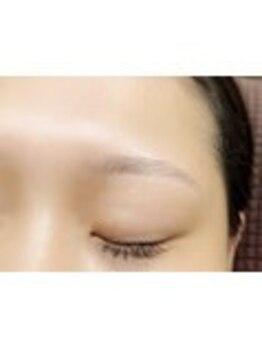 アイクイック 川越(Ai Quick)/アーチ眉で女性らしい印象に