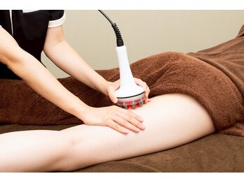 璃穏の写真/気になるむくみをケアしてハイパーナイフ7で燃焼!憧れの本気の美脚へ導く♪