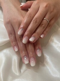 白グラデーション