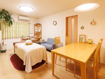 カレン リーフ サロン(Karen Leaf Salon)の写真/【完全個室の贅沢空間】周りの目を気にせずゆっくりと過ごせます◎心身ともに潤う極上の癒やしを