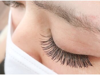 ポポ(POPO)の写真/フラットラッシュ60本～付け放題まで☆自まつ毛が少ない/細い等のお悩みを解決!マツエクが初めての方にも◎