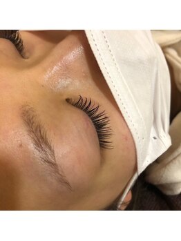 フリルアイビューティ 豊中店(Frill Eye Beauty)/