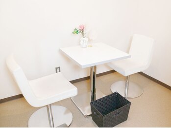 モアトゥインクル 東広島西条店(MORE twinkle)/カウンセリングルーム