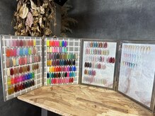 トランク ネイル アンド アイラッシュ(ToRank nail&eyelash)の雰囲気（200色以上のカラーバリエーション☆）