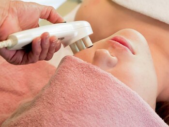 サロンドヴィヴィアン(Salon de Vivian)/