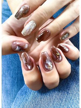 クリアー(clear)/赤茶ニュアンス12500円