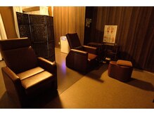 リラクゼーション川/内観