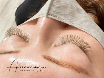 アネモナ(ANEMONA)/design by〉EMI