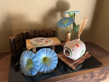 やすらぎ/うちわと朝顔