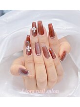 リオラネイル(Liora Nail)/長さ出しシンプルデザイン