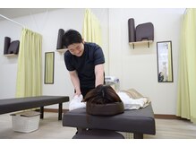 ふくみみ鍼灸接骨院の雰囲気（猫背矯正：首肩のコリ.猫背.頭痛.ストレートネックなどを改善）