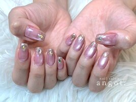 ピンク先ストーンネイル