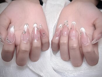 ブイピーネイル 新大久保(VP nail)/長さだし＆やり放題90分