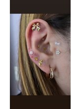 フェリス(Feliz)/耳つぼジュエリー