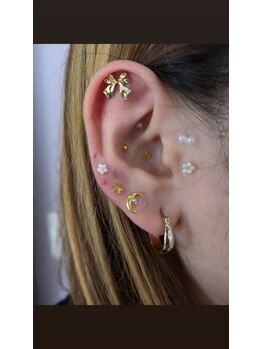 フェリス(Feliz)/耳つぼジュエリー