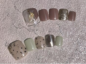 ツイキー ネイル(tsiky nail)の写真/指先だけでなく足先も可愛いとテンションが上がる♪魅せる女性は足元までぬかりない!!突然の素足も怖くない