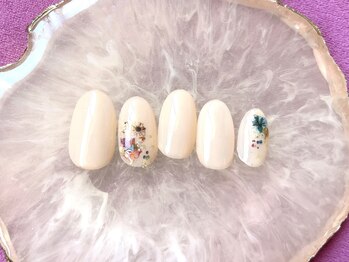 ネイルサロン フローリア(nail salon Florir)/ワンカラー×フラワーネイル
