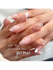 ピンクのラメにフレンチ！