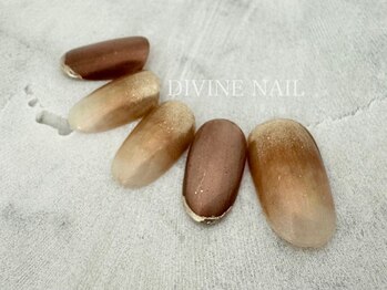 ディバイン ネイルズ(DIVINE NAILS)/ ジェルアートやり放題