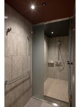 ミネラルスパ バイ アラシノユ(mineral spa by arashi no yu)/シャワールーム