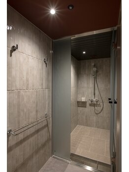 ミネラルスパ バイ アラシノユ(mineral spa by arashi no yu)/シャワールーム