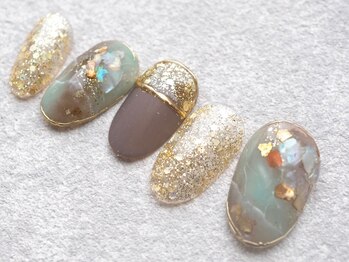 カトルナフ(quatre fois neuf)/くすみカラーのニュアンスアート