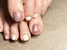 ラドール(La Dhole)/マットマーブル×水滴ネイル