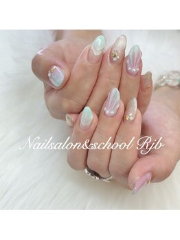 ネイルサロン アンド スクール アールジェイビー(Nailsalon&School Rjb)/ぷっくりとシェルデザイン♪