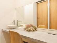 ユーフォリアプラス(euphoria +plus)/メイクブース