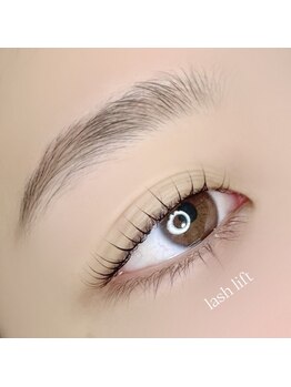 アイラッシュ アンドアール(eyelash and.R)/ゆるすぎないナチュラルパーマ