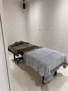 サロンドリュクス(salon de Luxe)/脱毛　フェイシャルルーム