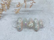 エフツー(F2)/ラグジュアリー