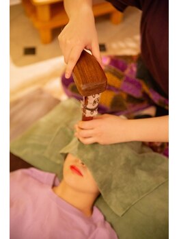 ヒーリングアンドボディケア パース 大通店(Perth)/むくみ顔は小顔トークセンで解決