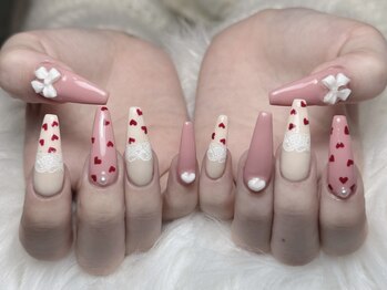 ジュリネイルスタジオ(Julli Nail Studio)/ハート、リボンネイル、キラキラ