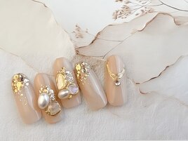 ビジューアートネイル