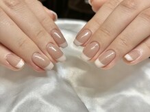 ムーンネイル(moon nail)/ピンクフレンチネイル