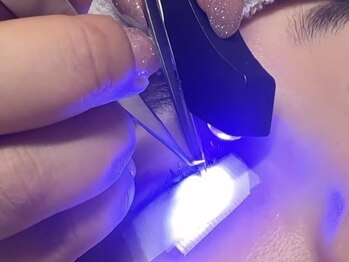 ミラー(MIRROR)の写真/LEDエクステ【技術】×【プロが見定めた厳選したこだわりの商材】でキープ力抜群◎MIRRORにお任せ下さい♪