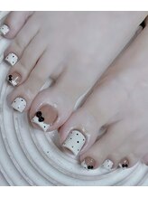 ユリナリタ(YuRi Narita)/